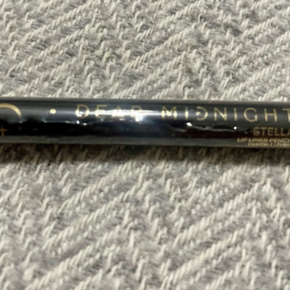 New makeup bundle - Picture 8 of 8